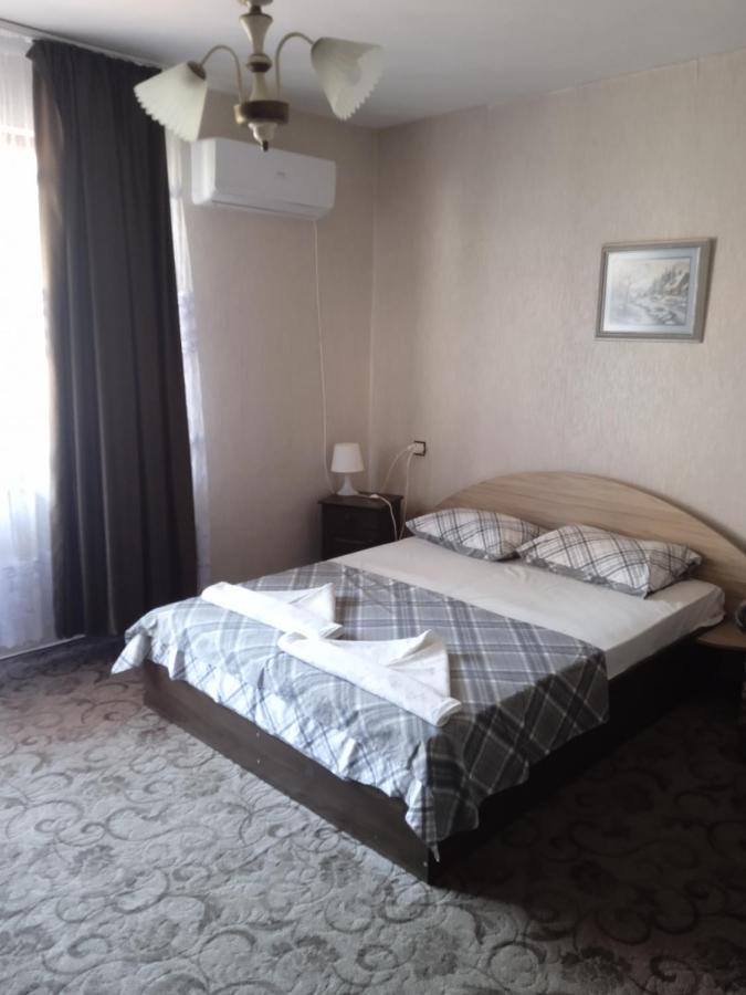 Guest House Urdoviza Kiten  Exterior photo